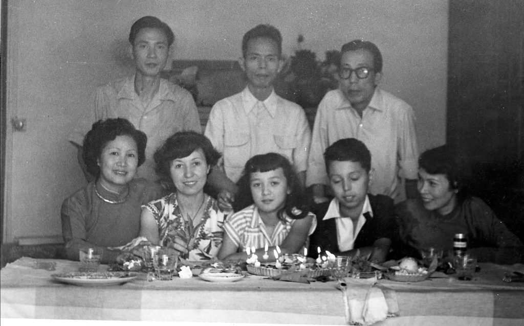 Vence on August, 27, 1953. Vu Cao Dam with his family. On left, Le Thi Luu, beside him, on right, Mai Thu.