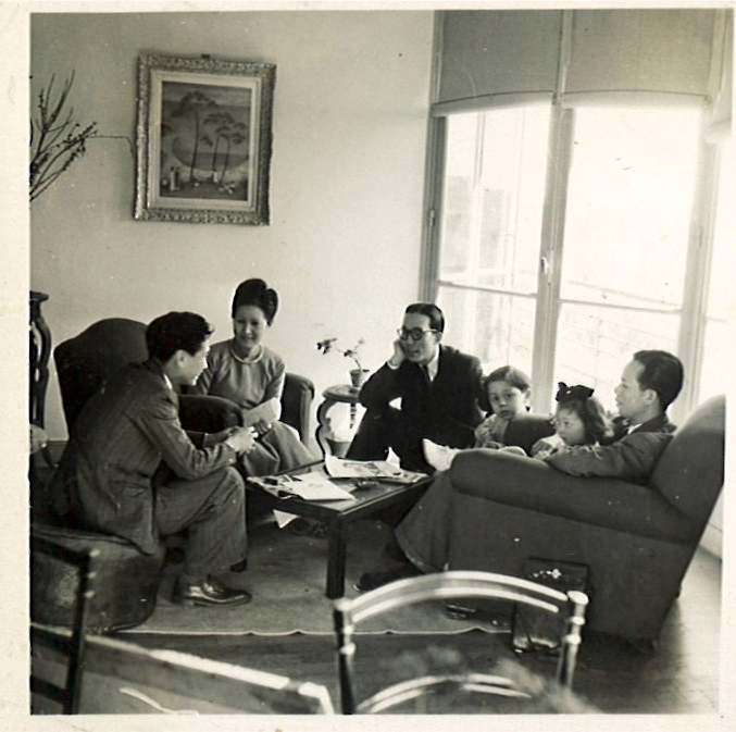 At Mai Thu’s home in Vanves with Vu Cao Dam, 1946