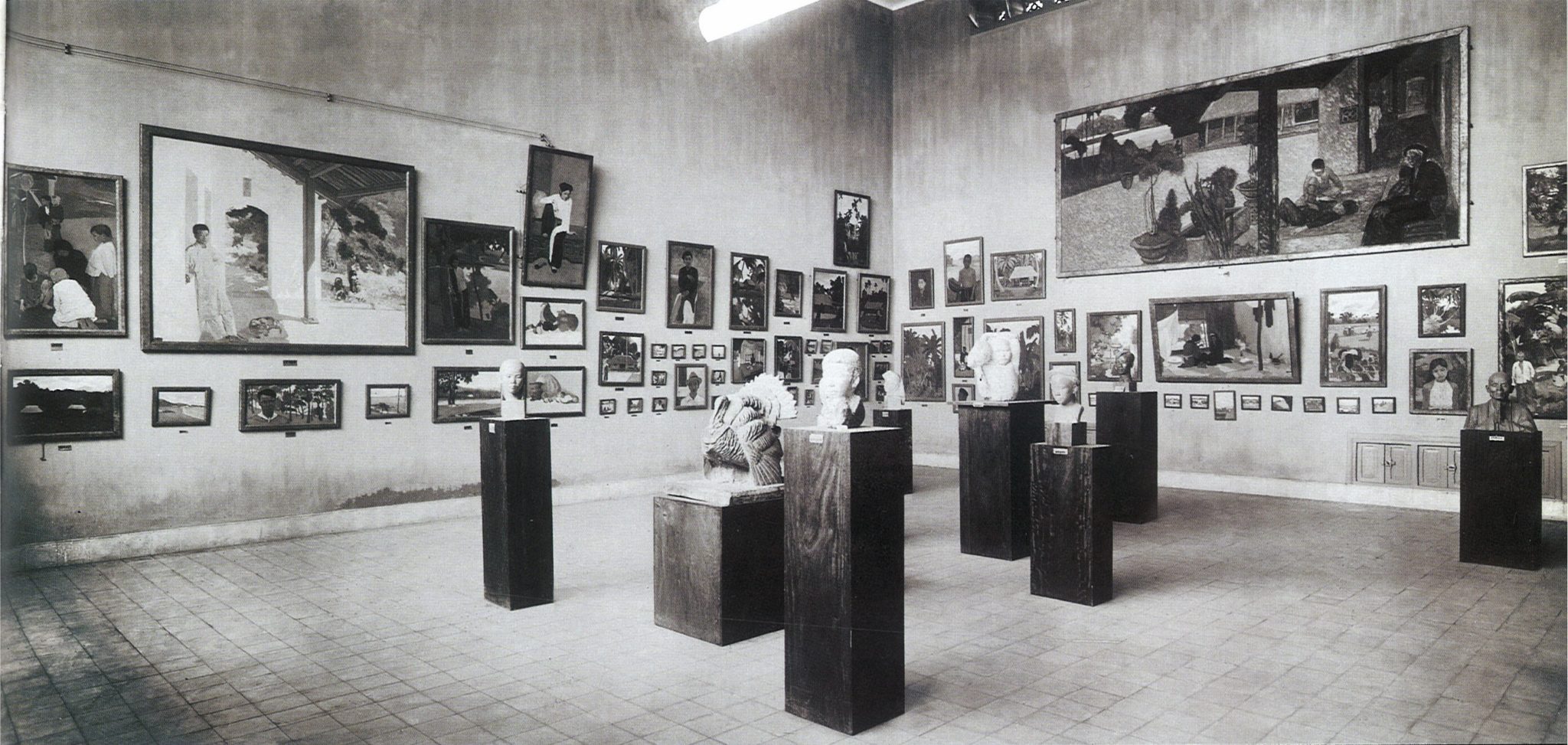 SADEAI, FARTA, Salon Unique, AGINDO Under the acronyms and words, a