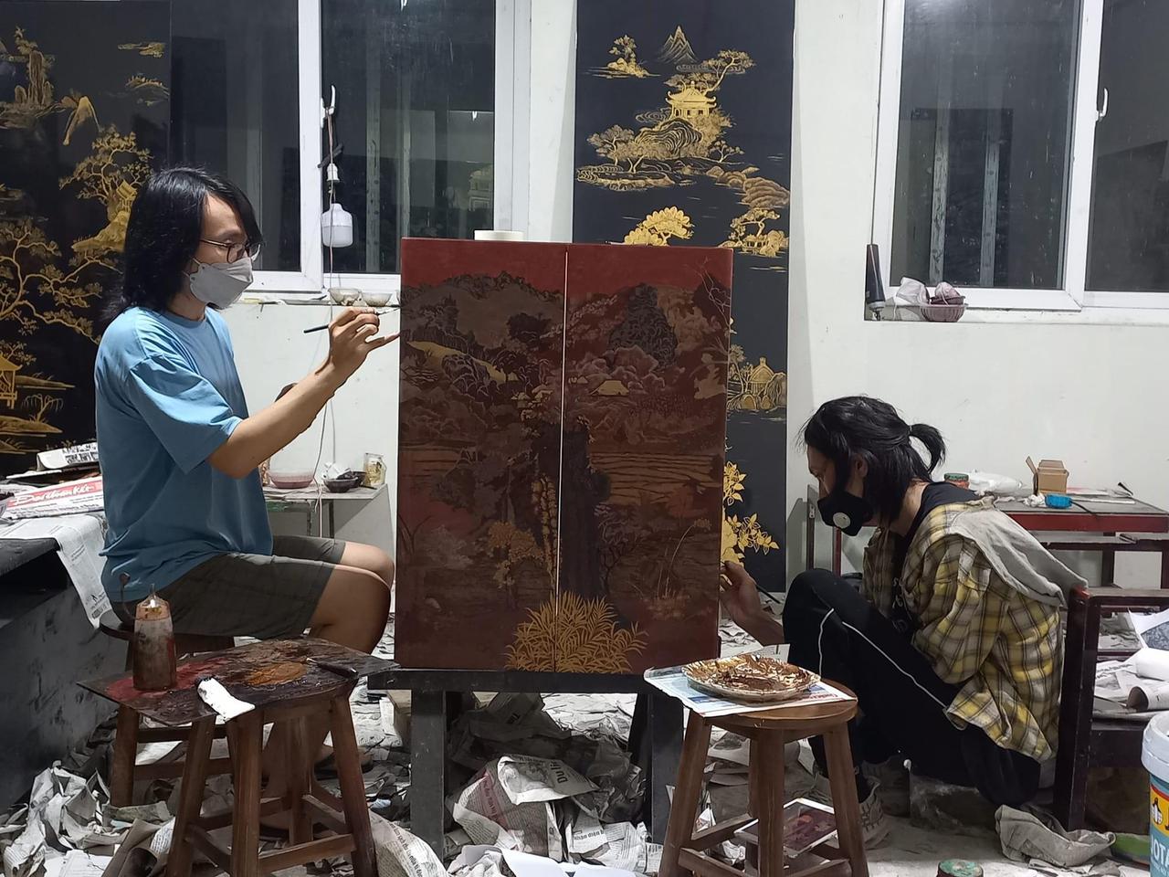 Vietnamese Artists Take On #ViệtPhụcMuônNăm Challenge, Inspiring